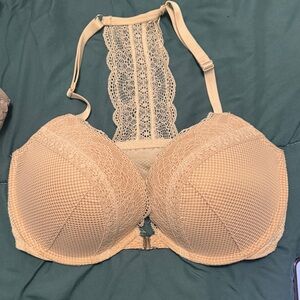 Victoria's Secret Beige Lace Bra